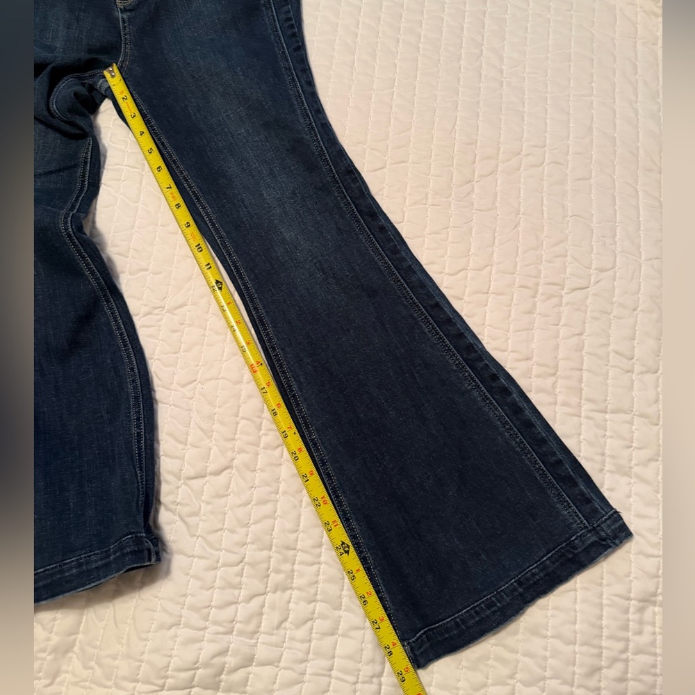 Judy Blue flare Leg Jeans trouser hem side seam dark wash - Picture 10 of 13